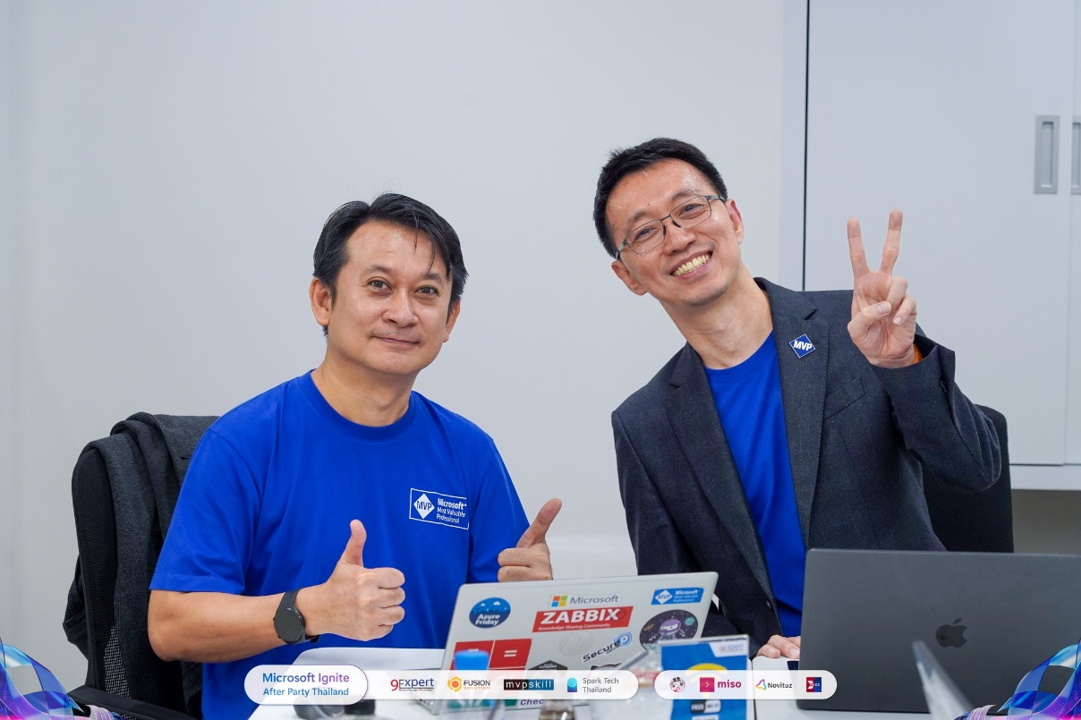 อ.ต้อ บุญทวี ตั้งสุนทรธรรม (MVP Power Apps) และ อ.ชไลเวท พิพัฒพรรณวงศ์ (MVP Power BI และ M365 Copilot) วิทยากร 9Expert Training